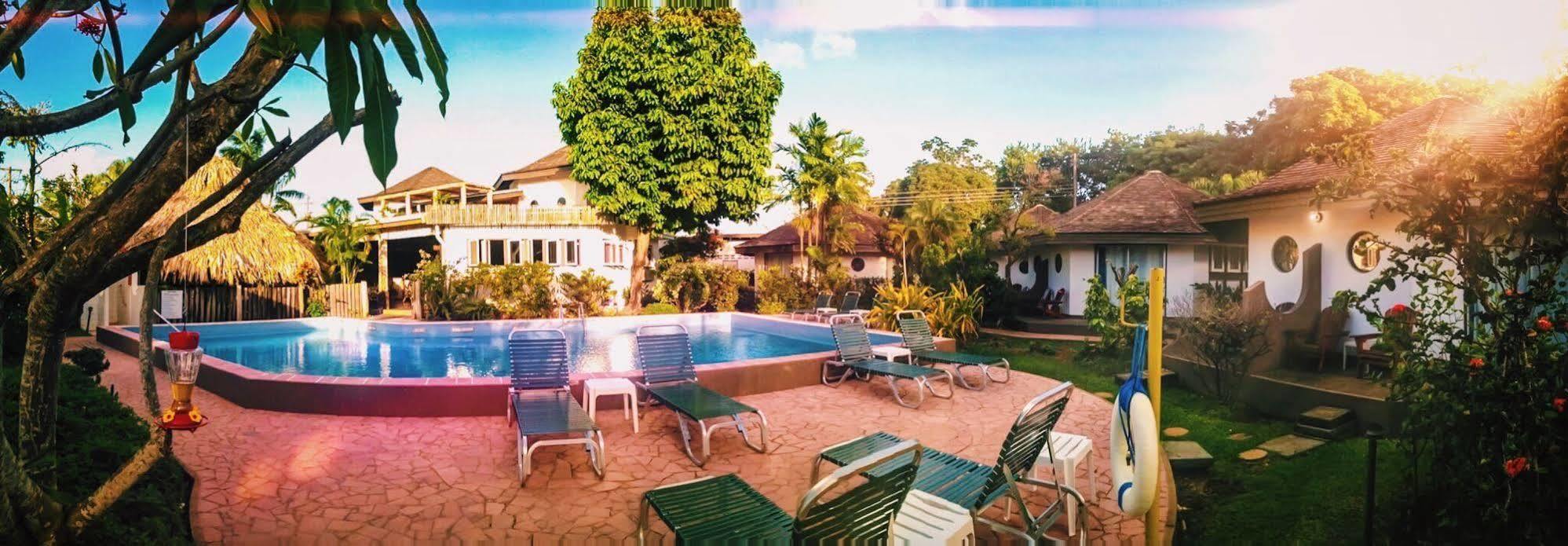 Kariwak Village Holistic Haven 크라운 포인트 외부 사진